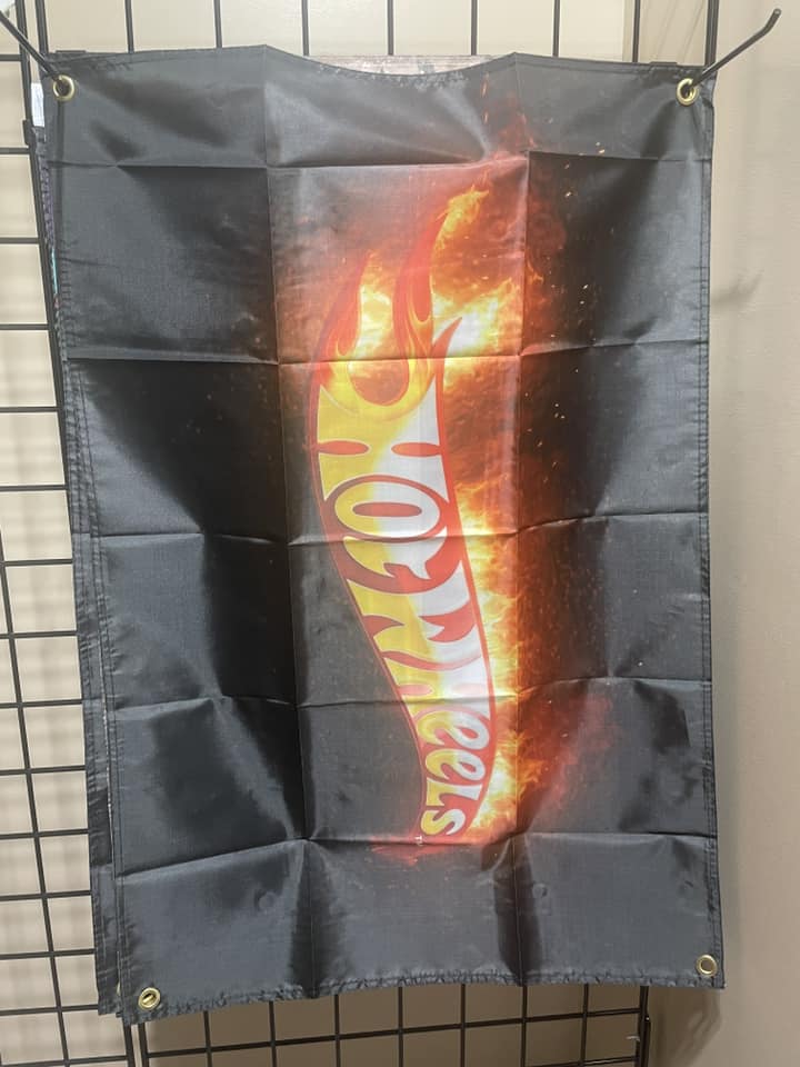 Hot Wheels Flag - Approx. 60cm x 90cm (2ft x 3 ft) - 012