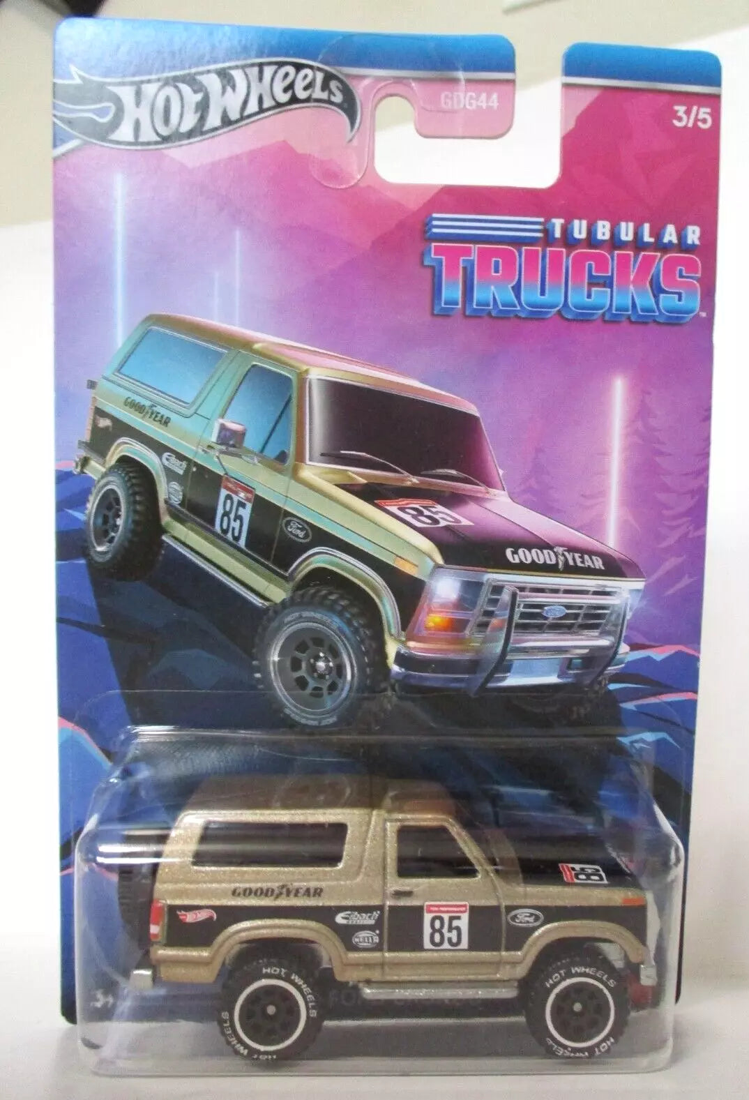 Hot Wheels Tubular Trucks 1985 Ford Bronco Gold & Black- DAMAGED