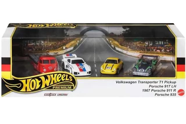 Hot Wheels Premium Car Culture Team Transport Set PORSCHE Diorama